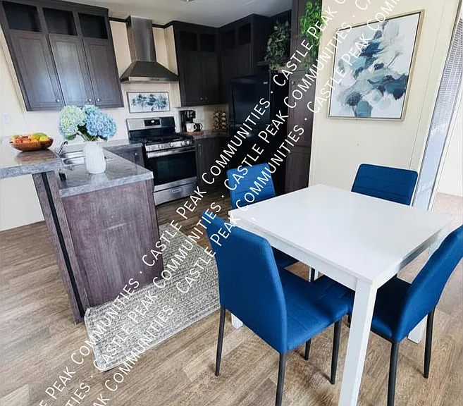 7331 4th St #101 — Photo 3