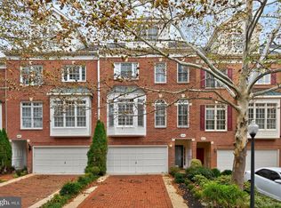 4015 Mansion Dr NW, Washington, DC 20007