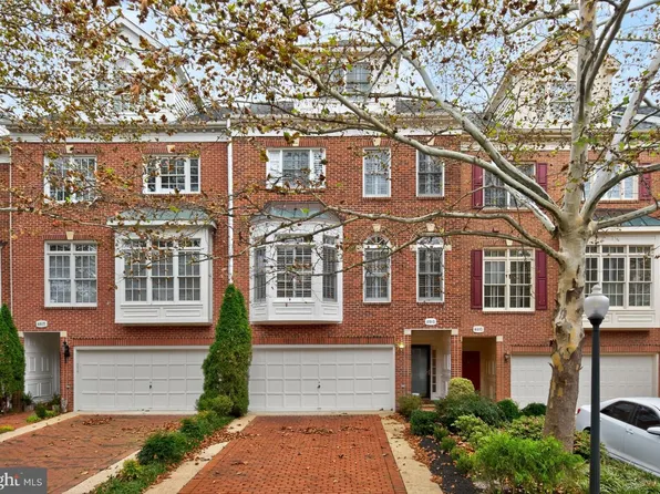 4015 Mansion Dr NW, Washington, DC 20007