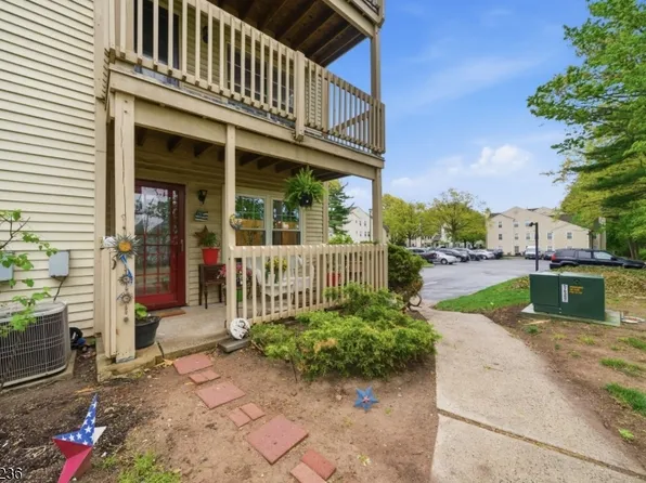 3 Juniper Ct #123, Clifton City, NJ 07014