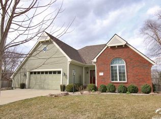 5010 Jeffries Ct, Lawrence, KS 66047
