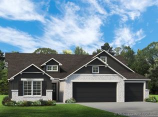 6903 S Indianwood Ave, Broken Arrow, OK 74011