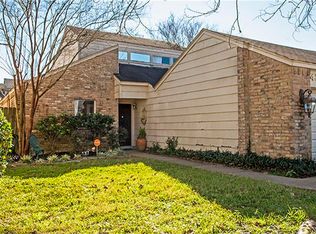 4379 Willow Beach Dr, Houston, TX 77072