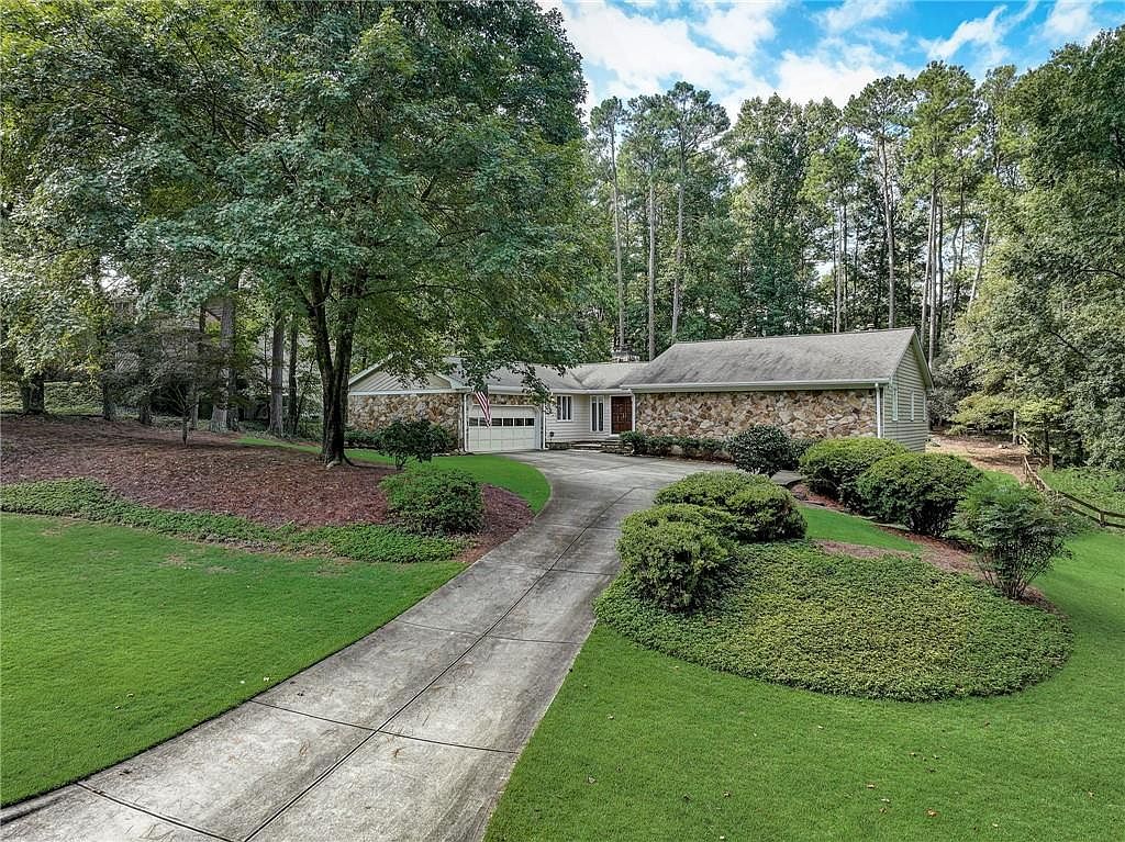 2860 Roxburgh Dr, Roswell, GA 30076 Zillow