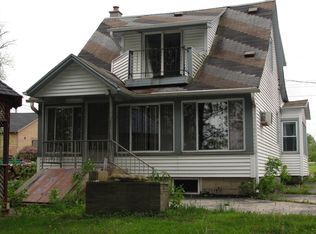 7715 W Wind Lake Rd, Wind Lake, WI 53185