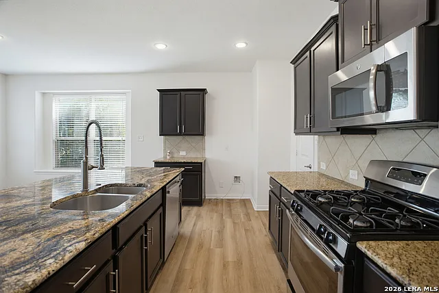 13812 Bellows Path — Photo 12