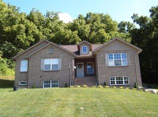 20 Lake Cumberland Dr, Fairfield, OH