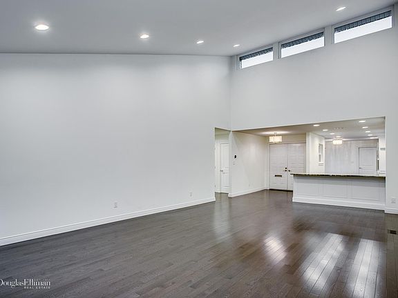 4th image of 288 Estates Ter S