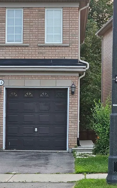 44 Skywood Dr