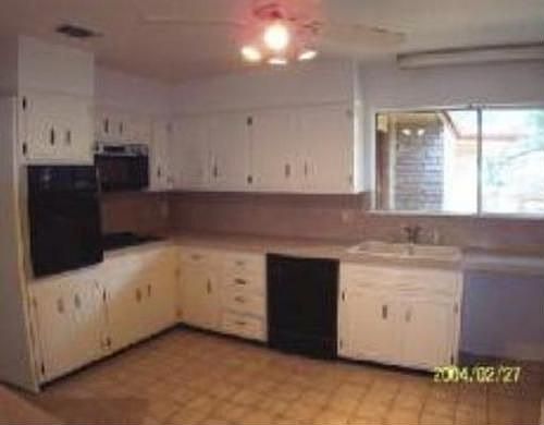 3rd image of 9721 Laurel Oaks St