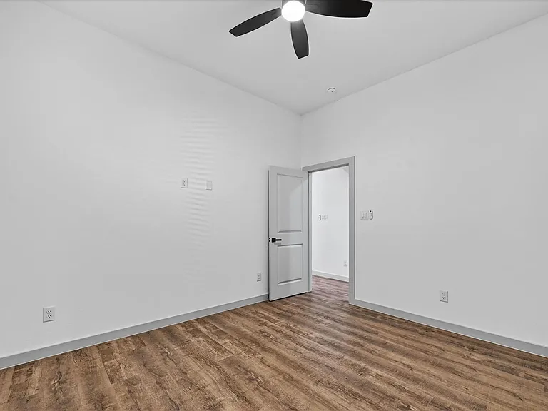 2107 Church St #A — Photo 13