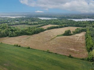 52 N Shore Rd, Hillsboro, OH 45133