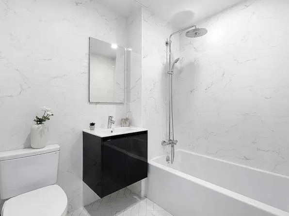 1901 Ocean Avenue 4D image 3 of 7