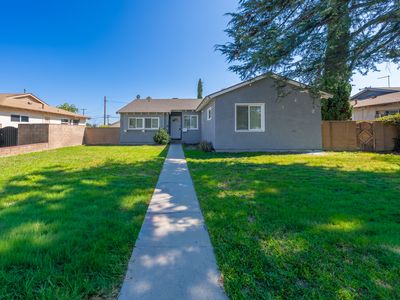 (Undisclosed Address), Granada Hills, CA, 91344
