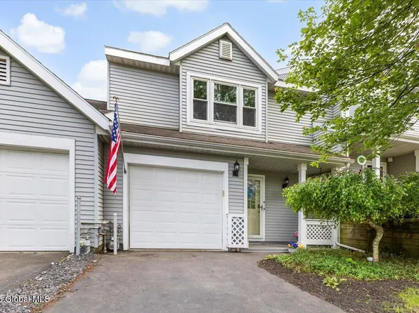 9 Sandra Lane, Rensselaer, NY 12144