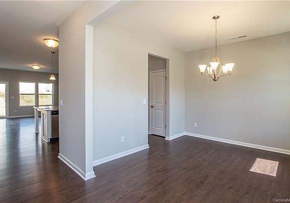 5th image of 220 Fesperman Cir #166