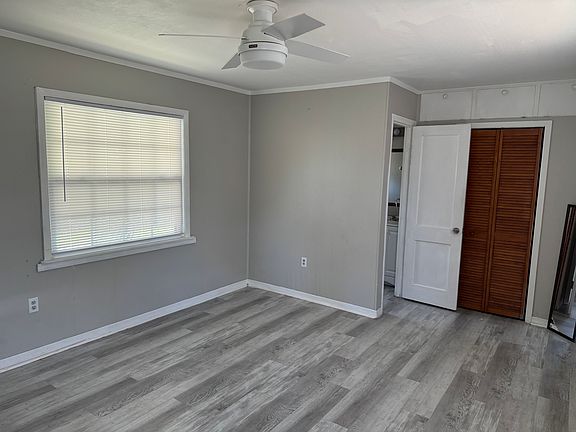 luxury vinyl flooring
