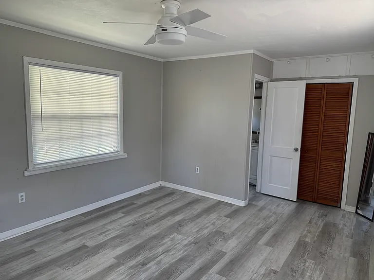 luxury vinyl flooring