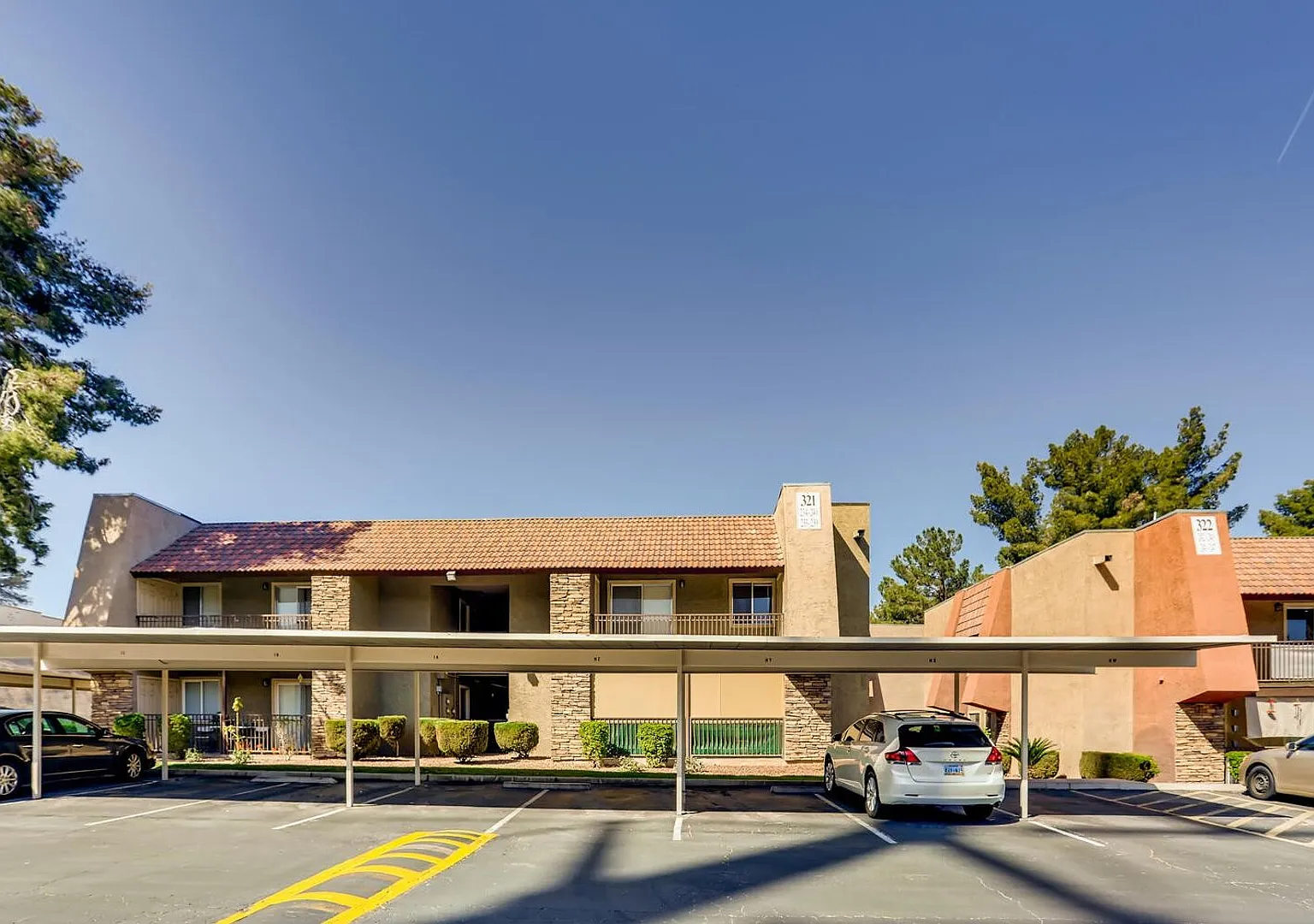 Gated 2-Bedroom Gem Minutes From The Las Vegas Strip! — Photo 1