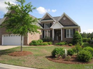 540 Walapai Dr, Fuquay Varina, NC 27526