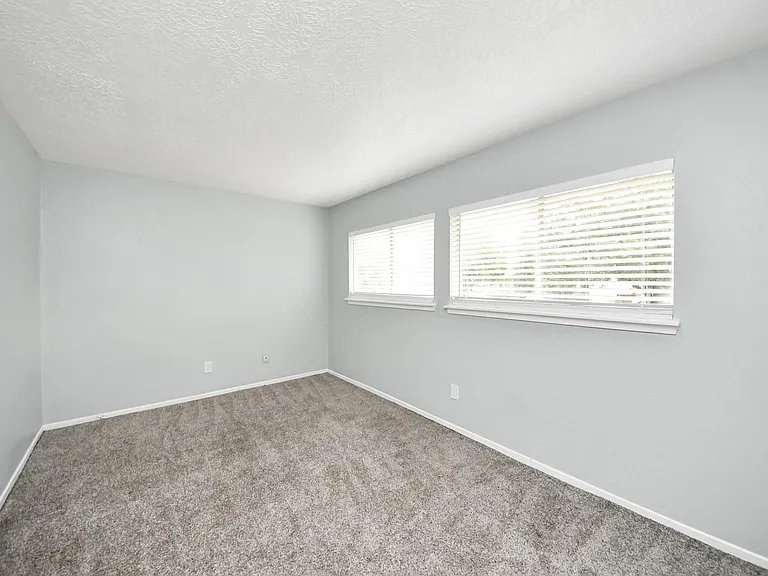 16618 Lonesome Quail Dr — Photo 29