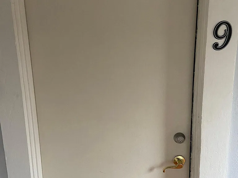 220 E Main St #9 — Photo 2