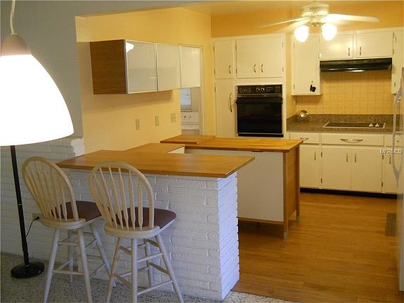 5th image of 2621 Goldenrod St