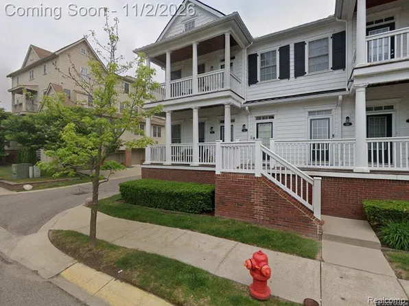 250 Jotham Ave, Auburn Hills, MI 48326