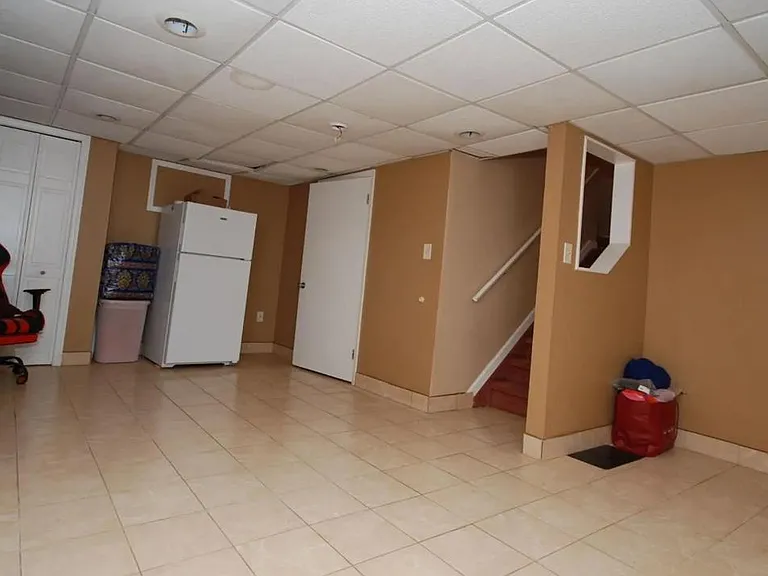 2 Tulip Ct — Photo 39