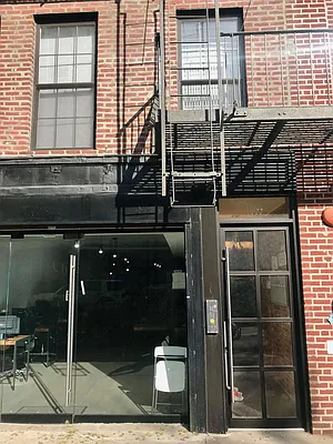 Rented by Lang Realty LLC | media 18