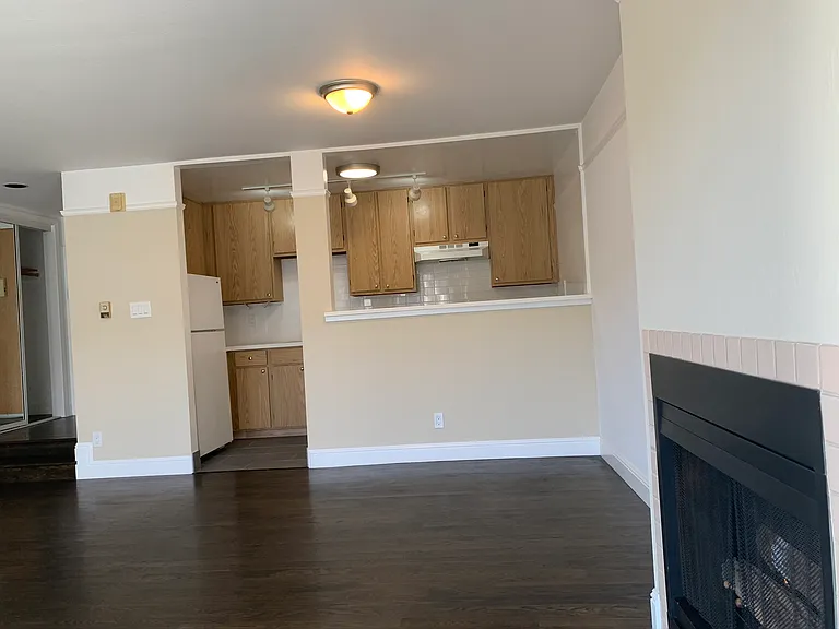 575 Cole St #201 — Photo 5