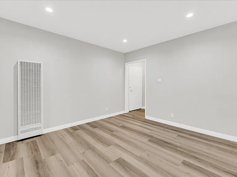 12761 Pacific Ave #4 — Photo 2
