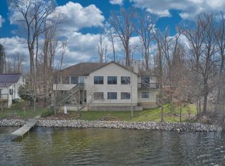4280 S Lakeshore Dr, Mentone, IN 46539