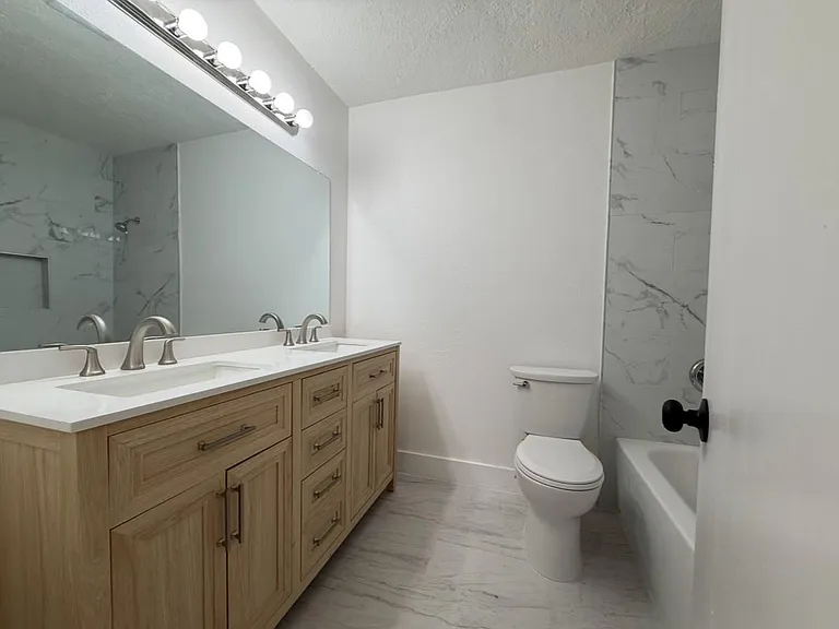 16814 Barcelona Dr — Photo 18