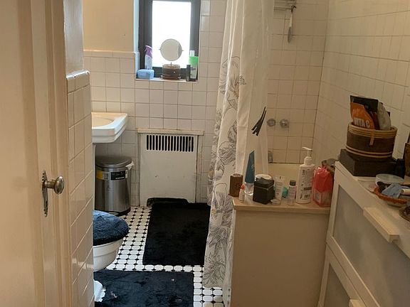 5th image of 420 E 86th St APT 3H