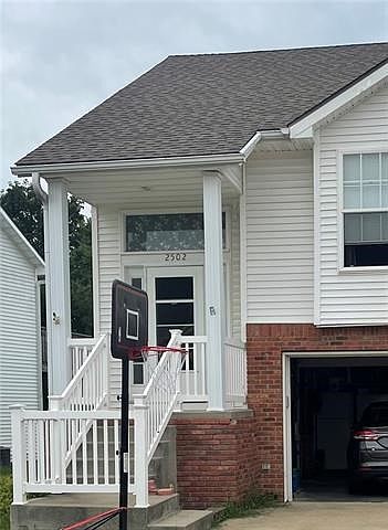 2nd image of 2500/2502 Bent Oak Ct
