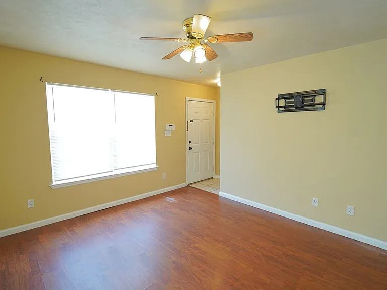 3194 Allison Marie Ct — Photo 4