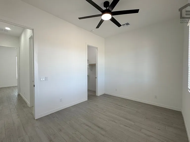 18108 W Morning Vista Ln — Photo 22
