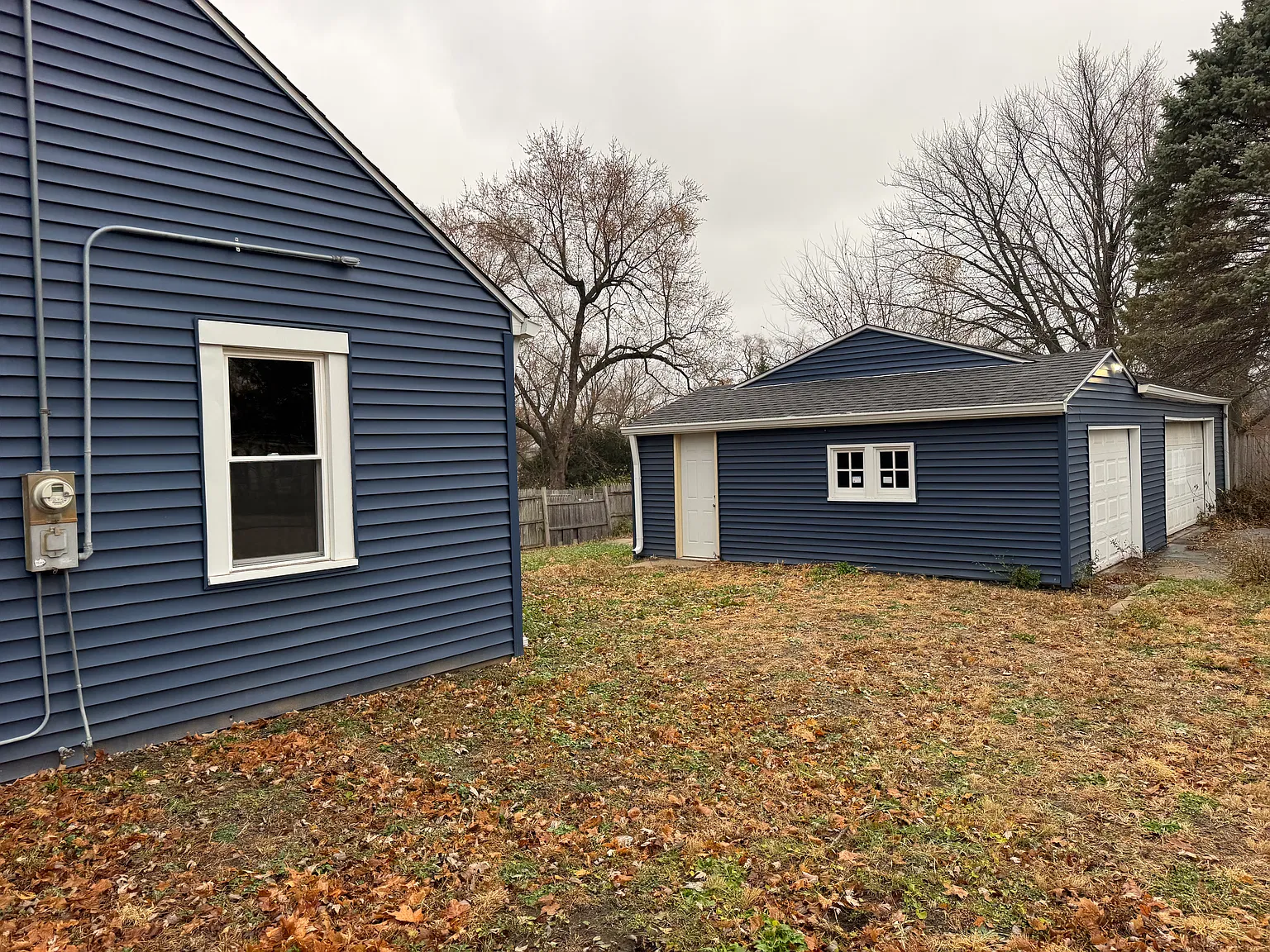4 bed, 1347 sqft, $1,600 — Photo 2
