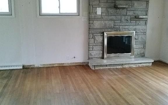 4th image of 1101 W Goodall St