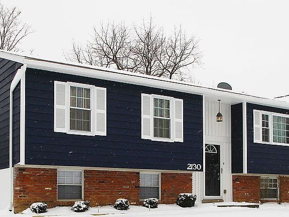 2nd image of 2130 Cambridge St