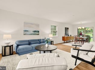 7 Rokeby Ct, Kensington, MD 20895