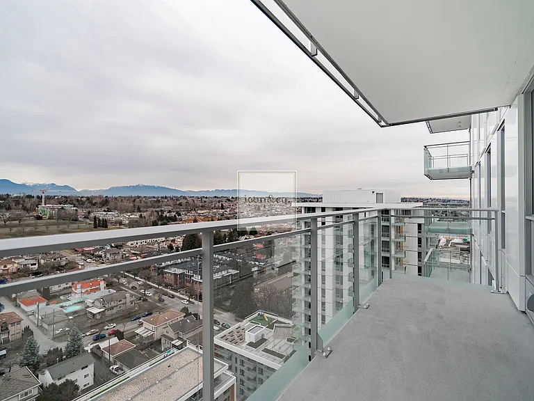 455 SW Marine Dr #3 — Photo 10