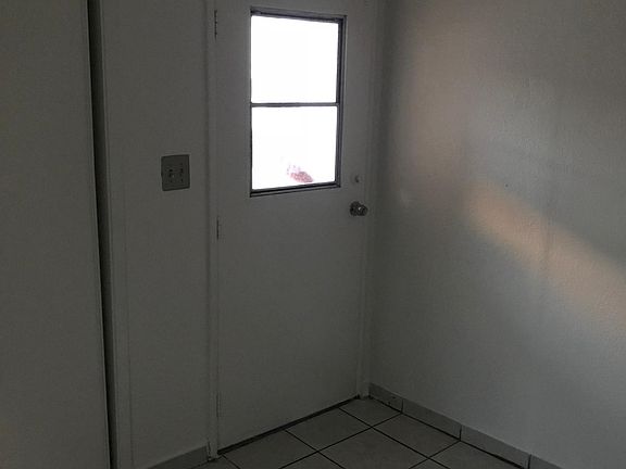 4th image of 635 W 8th St