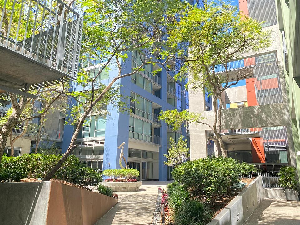 ICON'S INTERIOR COURTYARD.