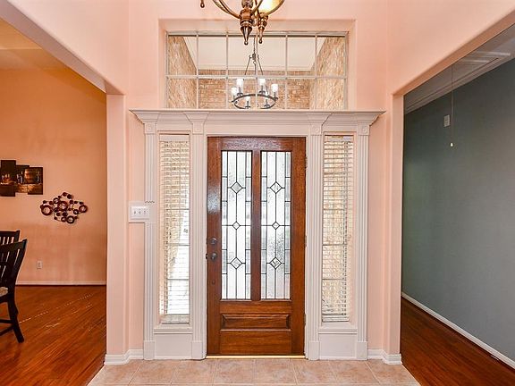 3rd image of 4114 Harbour Cove Circle