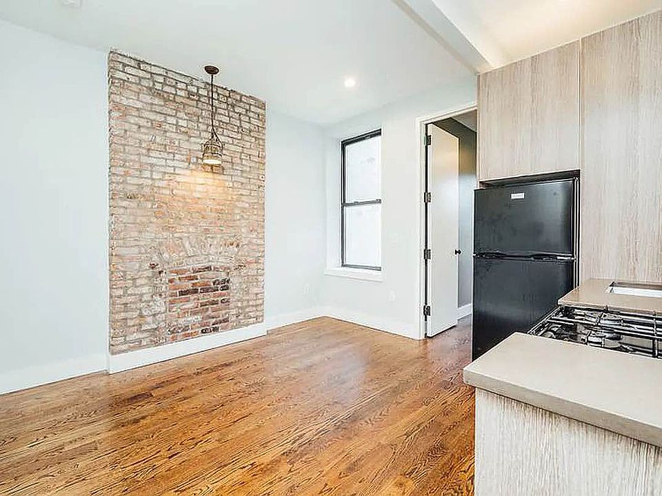 1st image of 903 Saint Johns Pl APT 3B