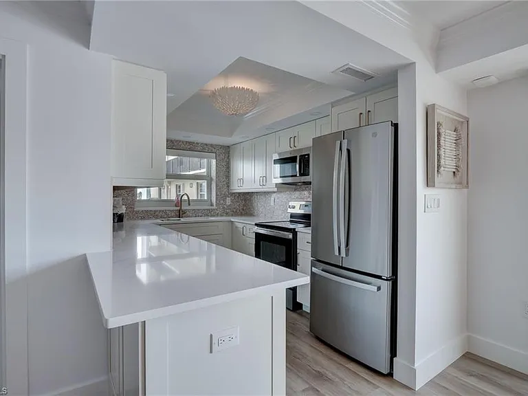 3500 Gulf Shore Blvd N #408 — Photo 9