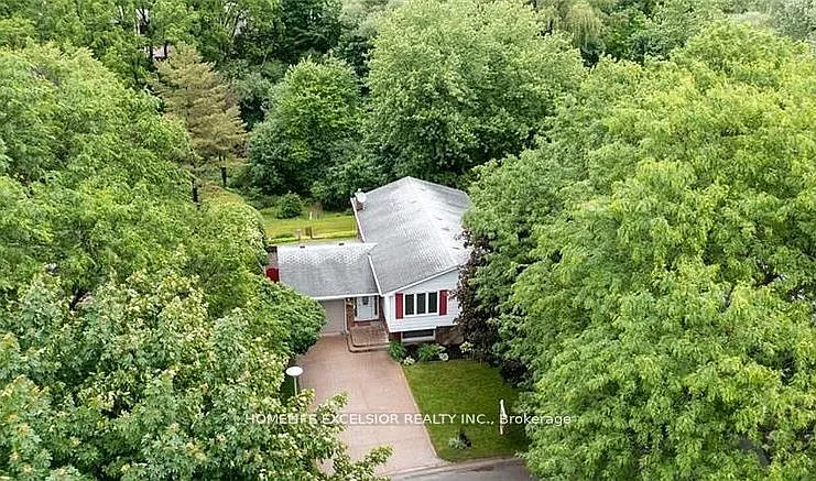 175 Edgehill Cres — Photo 15