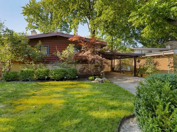 3850 Enfield Ave, Skokie, IL 60076